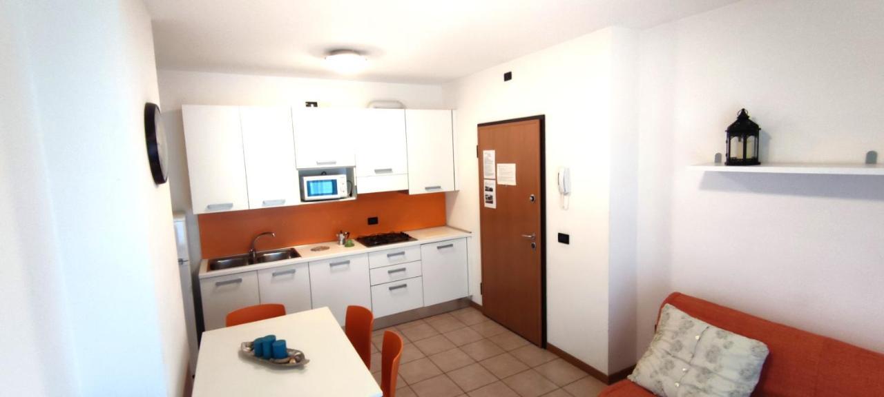 Residence Roberta Con Piscina - Agenzia Cocal Caorle Exterior foto