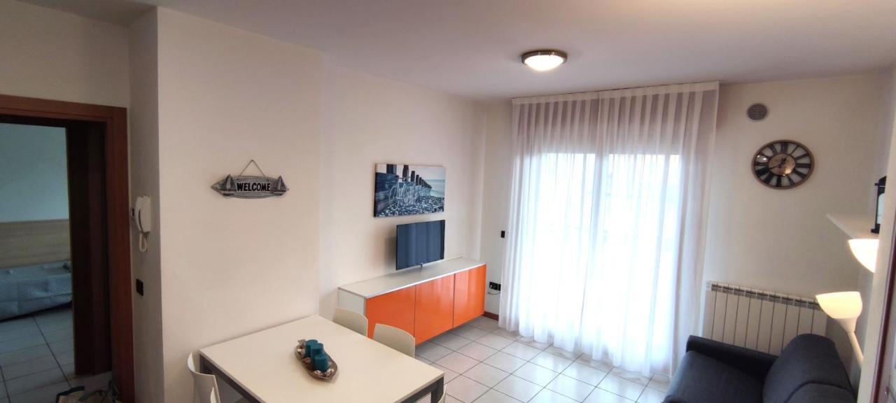 Residence Roberta Con Piscina - Agenzia Cocal Caorle Exterior foto